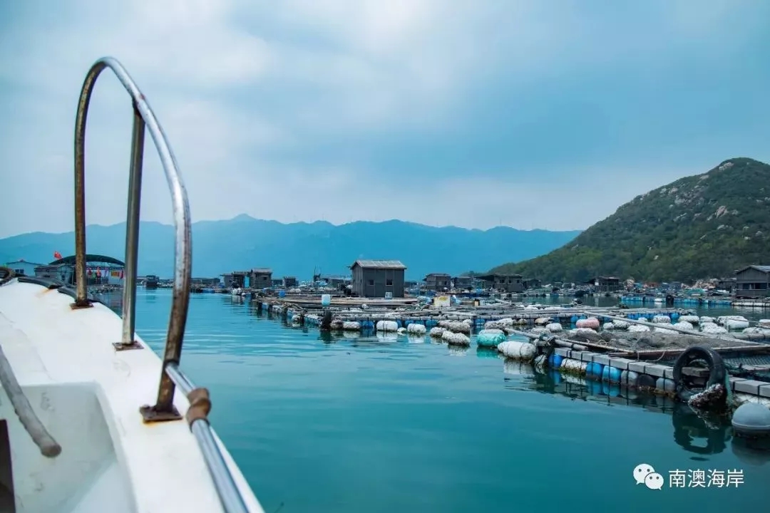 汕头南澳岛海上渔村