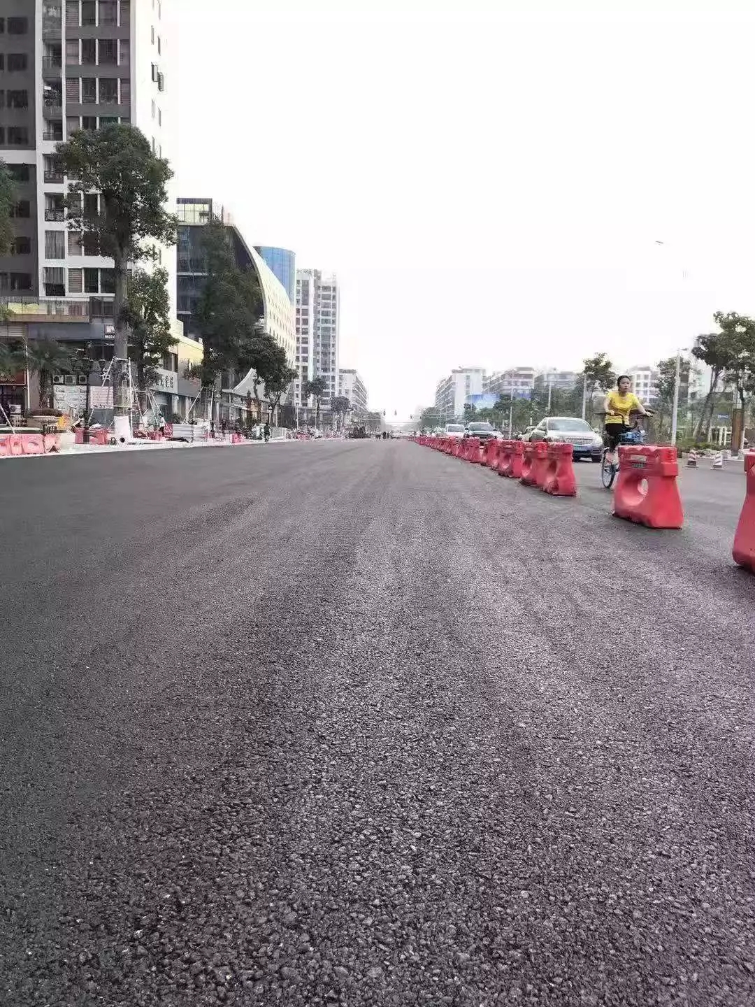 汕头修路公告：东厦路（天山-华山路）10月30日起将全封闭施工